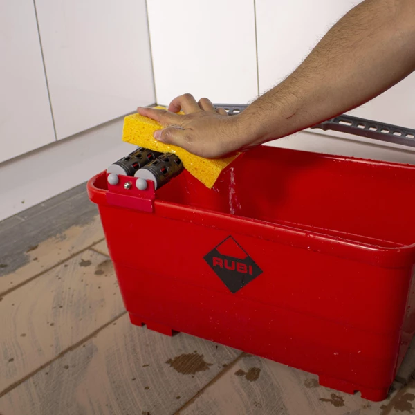 Bac Et Seau De Ménage Bac Nettoyage Spécial Carreleurs Rubiclean EasyPro Rubi Capacité 24L 6 Bac Et Seau De Ménage Bac Nettoyage Spécial Carreleurs Rubiclean EasyPro Rubi Capacité 24L – Image 4